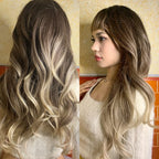 Peruka Naturalny Blond Kręcone Włosy Za Ramiona z Grzywką i Odrostem
