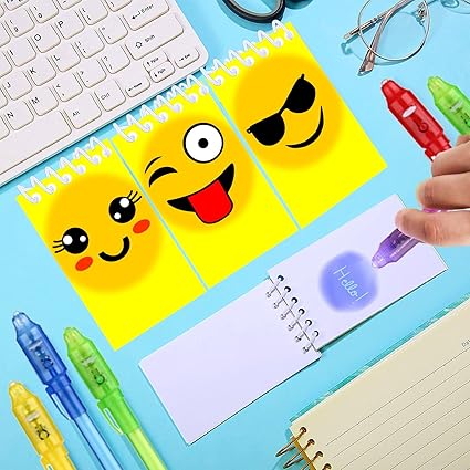 Zestaw Notesów UV Emoji + Magiczne Długopisy 8szt Świecące Sekretne