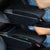 Podłokietnik samochodowy Peugeot 208 2013-2018 z portami USB i schowkiem