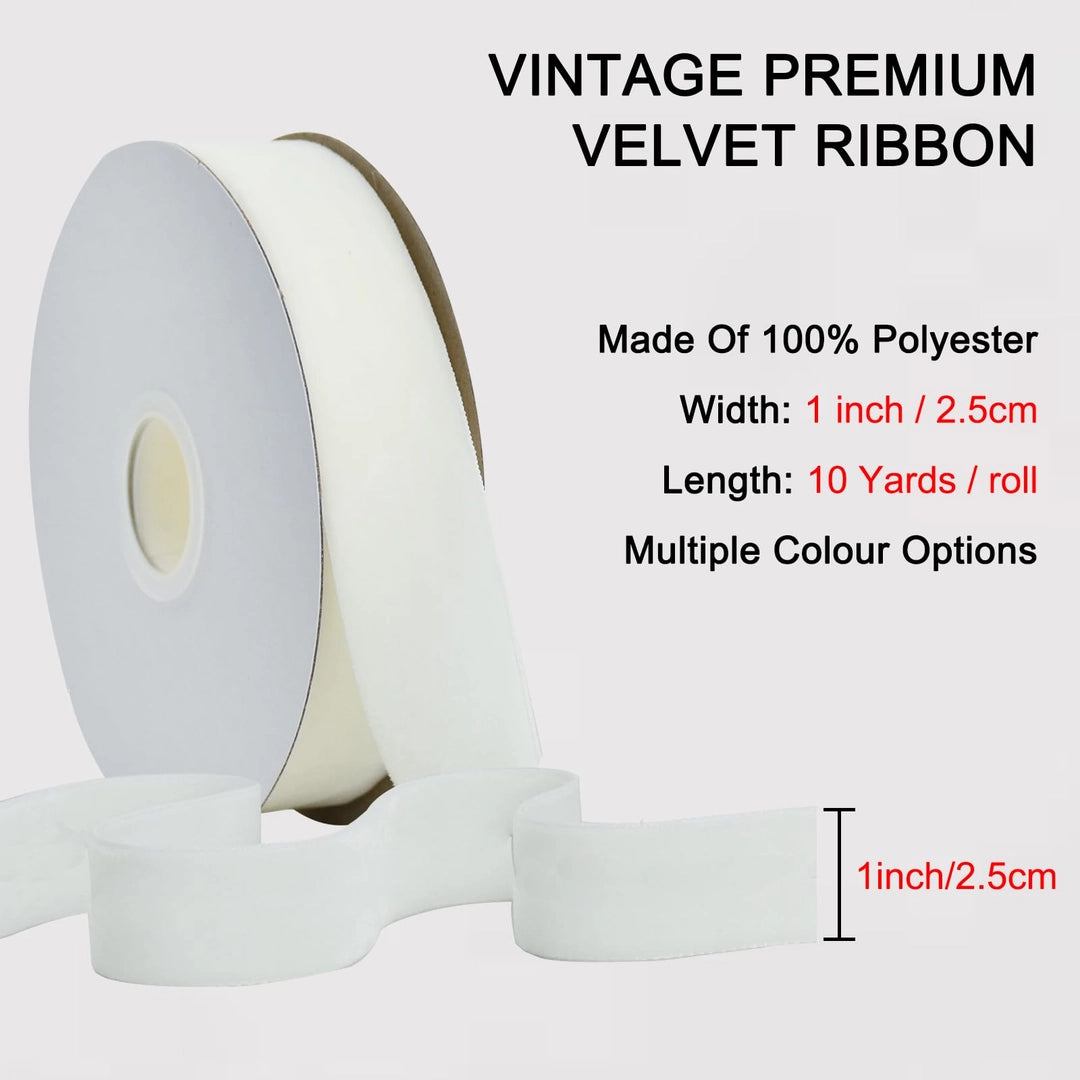 Biała wstążka welurowa vintage 2,5 cm x 9,1 m dekoracyjna 100% poliester na rolce Główne zdjęcie produktu