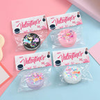 Antystresowe ciastko squishy LOVE 6 cm – zabawka sensoryczna prezentowa