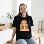 Koszulka Damska Męska Śmieszna MEME DISGUSTED DOLL FACE Zniesmaczona Blondynka T-Shirt Klasyczny