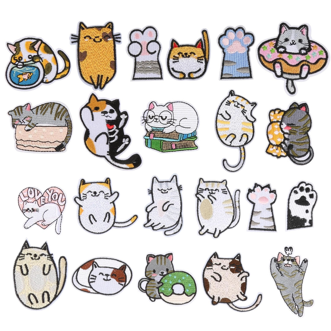 Naszywki termiczne 22 szt. łatki aplikacje do ubrań DIY haftowane Śmieszne Koty
